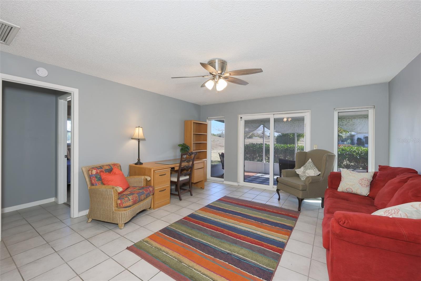 Image 11 of 46 For 318 Fairside Court