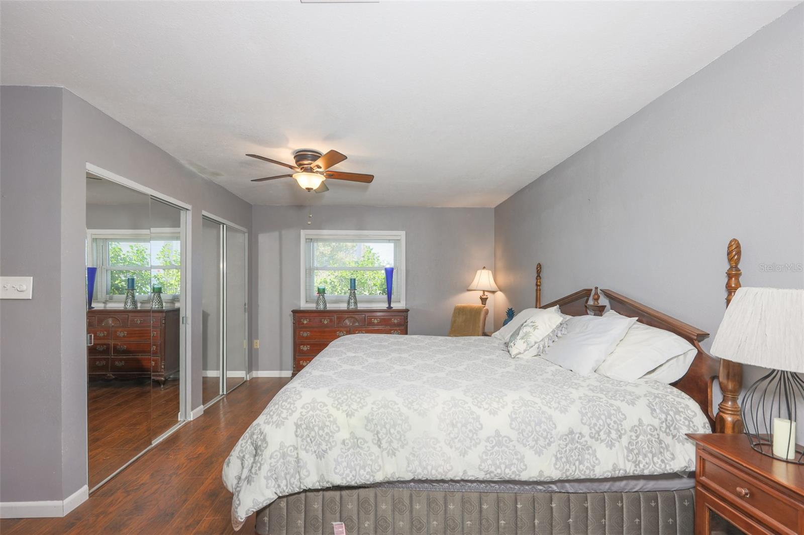 Image 24 of 46 For 318 Fairside Court