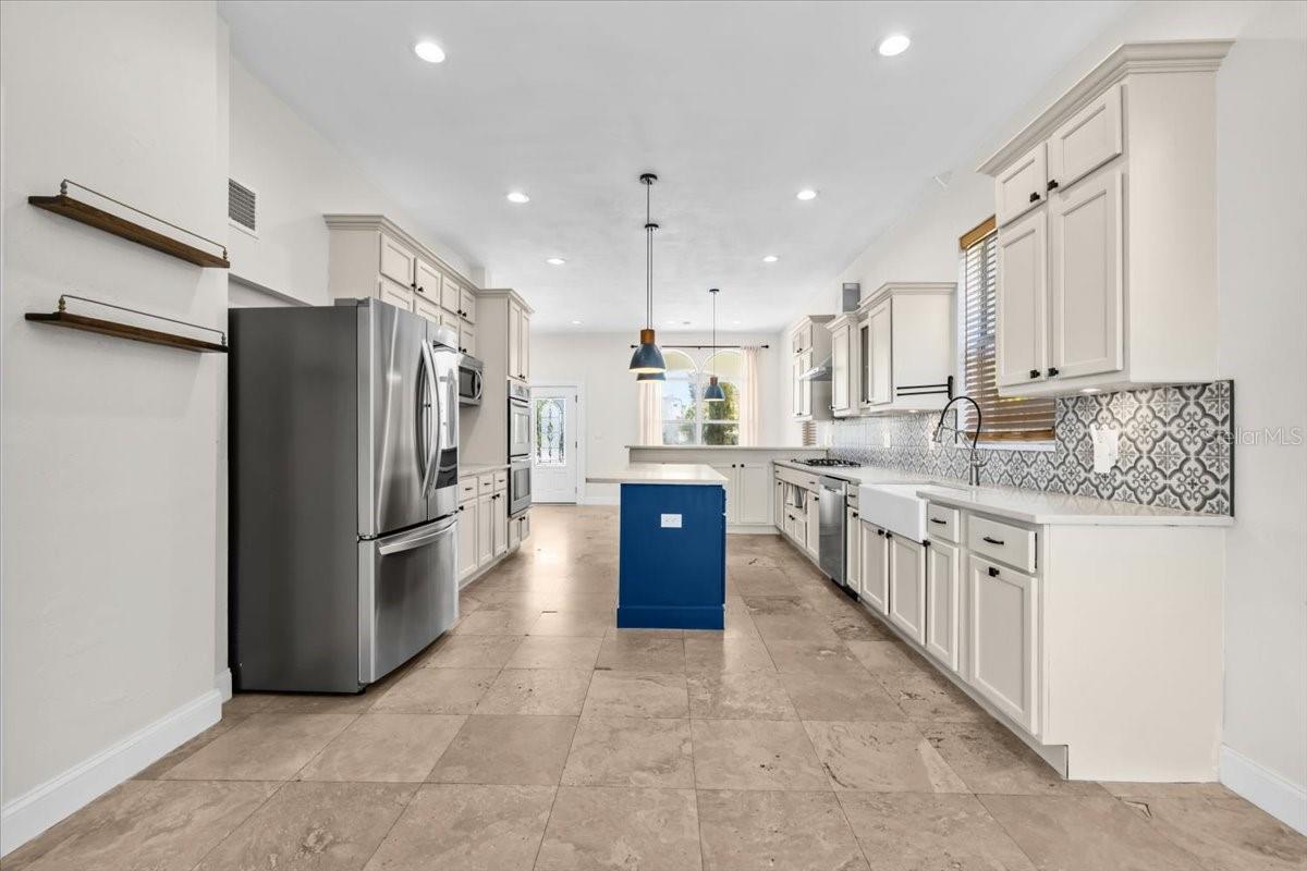 Image 10 of 45 For 2327 4th Avenue N