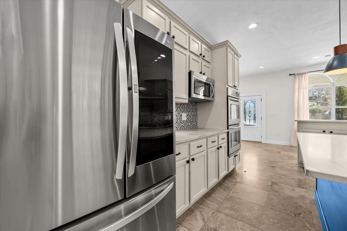 Image 11 of 45 For 2327 4th Avenue N