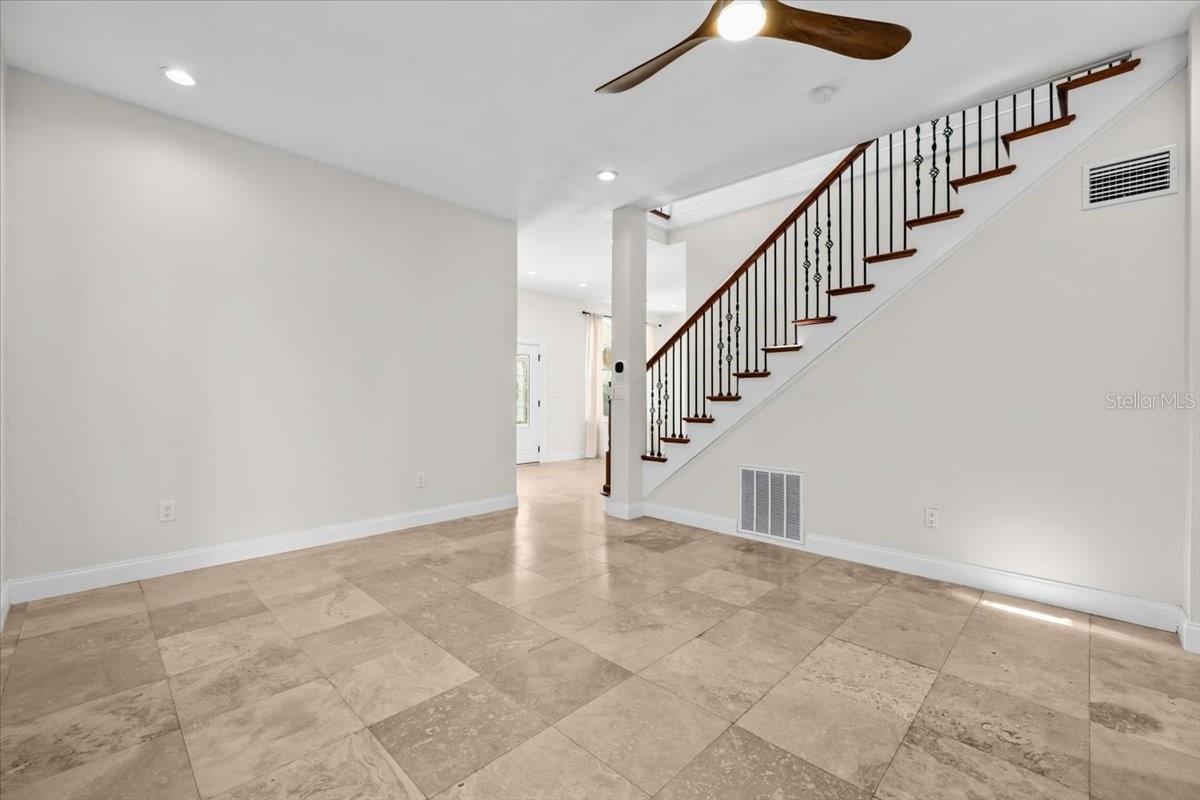 Image 15 of 45 For 2327 4th Avenue N