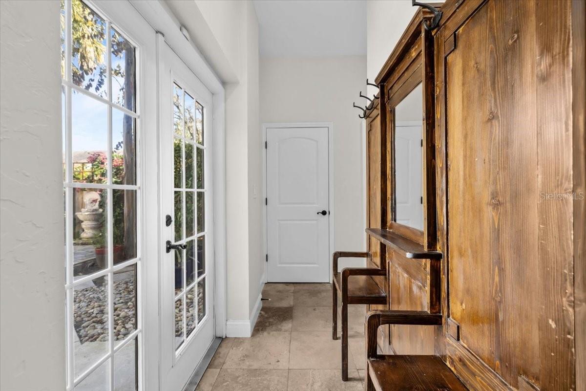 Image 20 of 45 For 2327 4th Avenue N