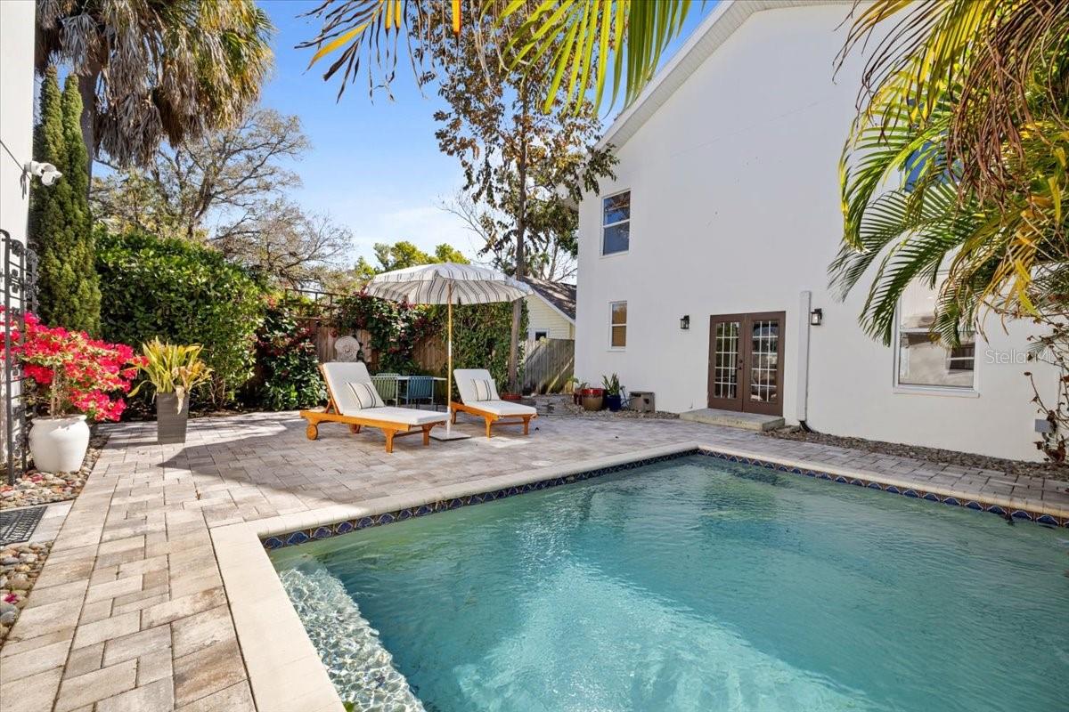 Image 24 of 45 For 2327 4th Avenue N