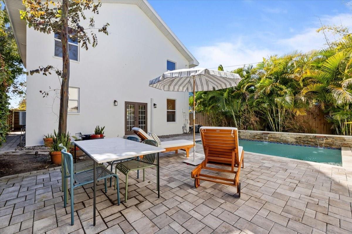 Image 25 of 45 For 2327 4th Avenue N