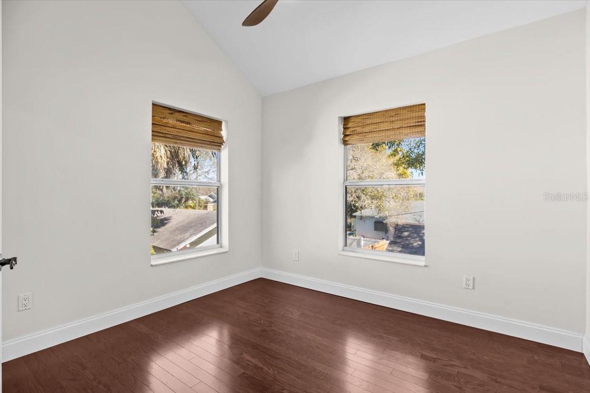 Image 29 of 45 For 2327 4th Avenue N