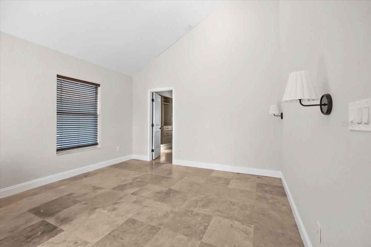 Image 34 of 45 For 2327 4th Avenue N