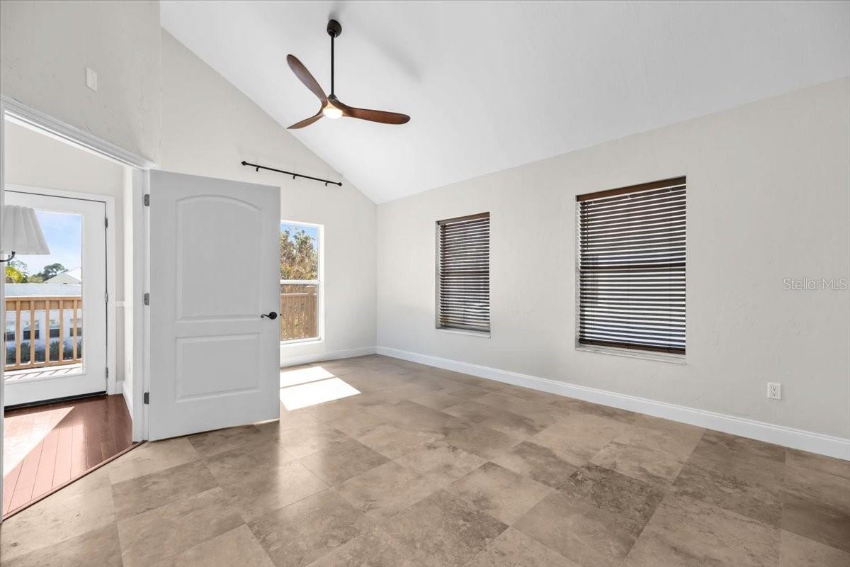 Image 35 of 45 For 2327 4th Avenue N