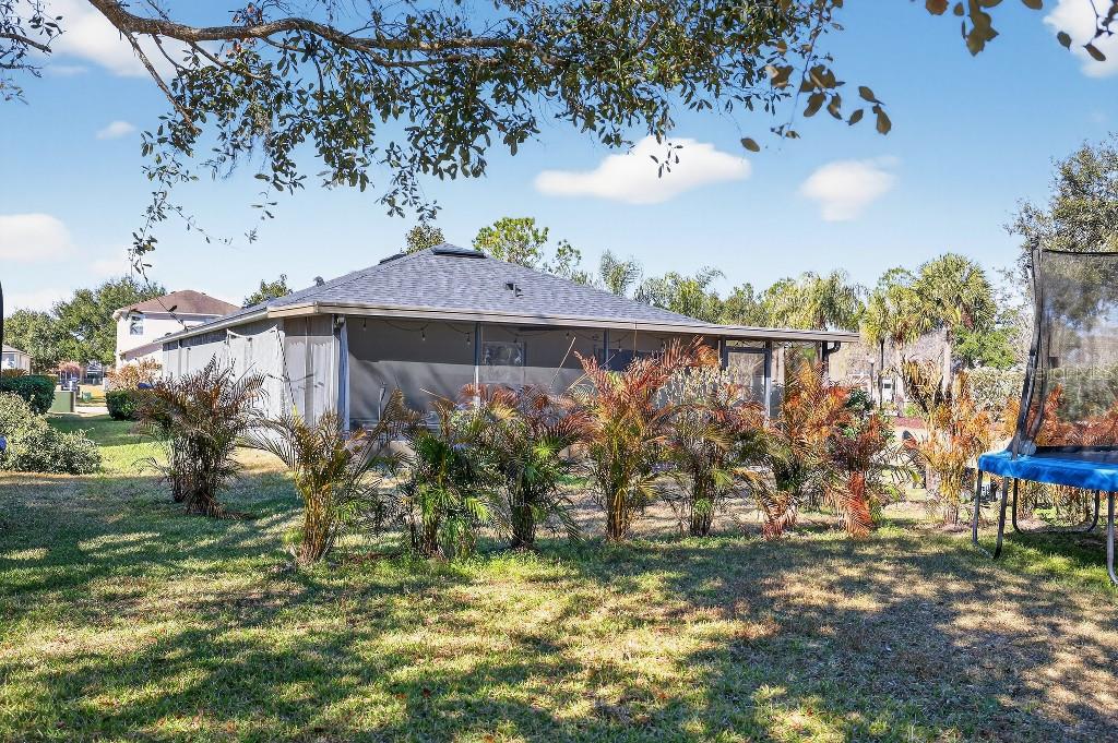 Image 11 of 36 For 4318 English Turn Way