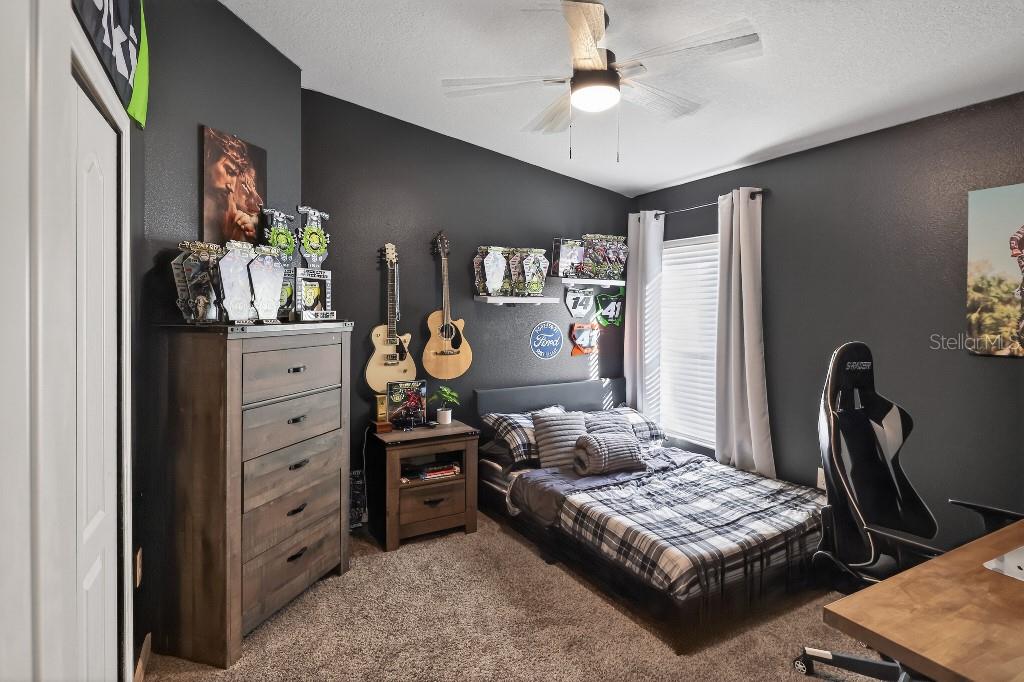 Image 18 of 36 For 4318 English Turn Way