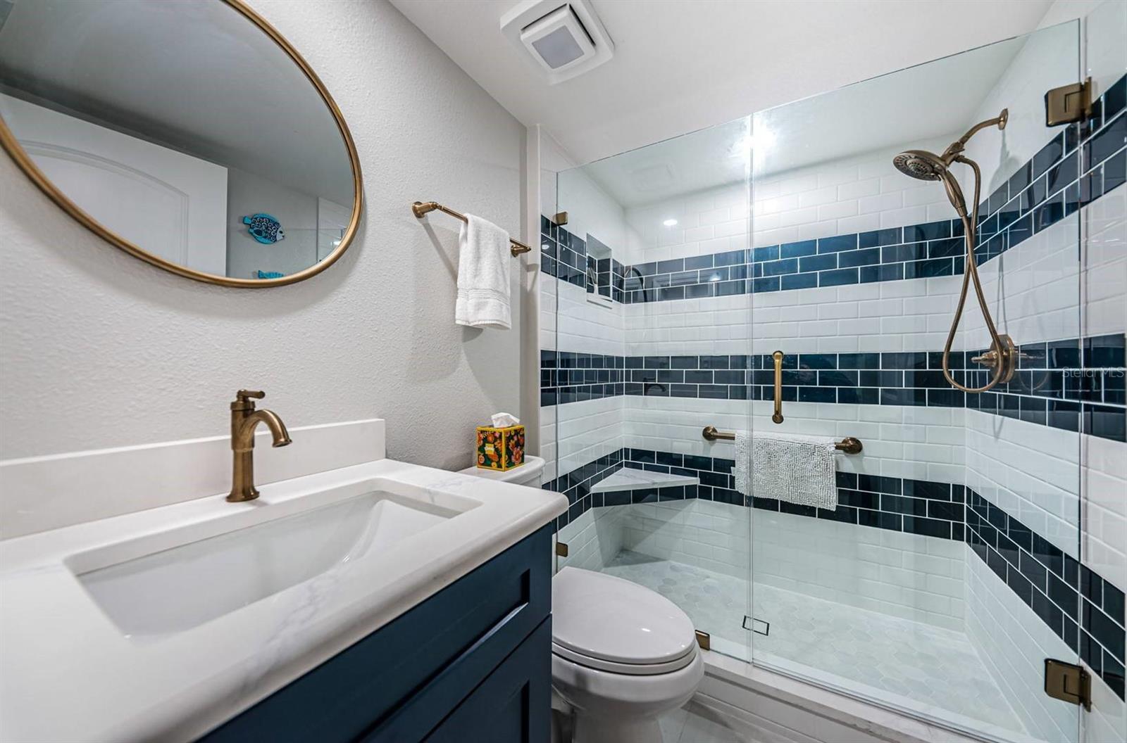 Image 13 of 23 For 6105 Bahia Del Mar Circle 287