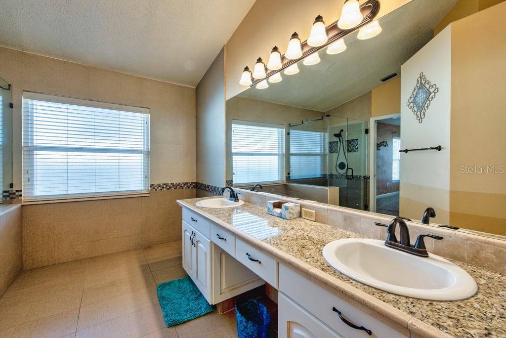 Image 17 of 46 For 1304 Gangplank Drive