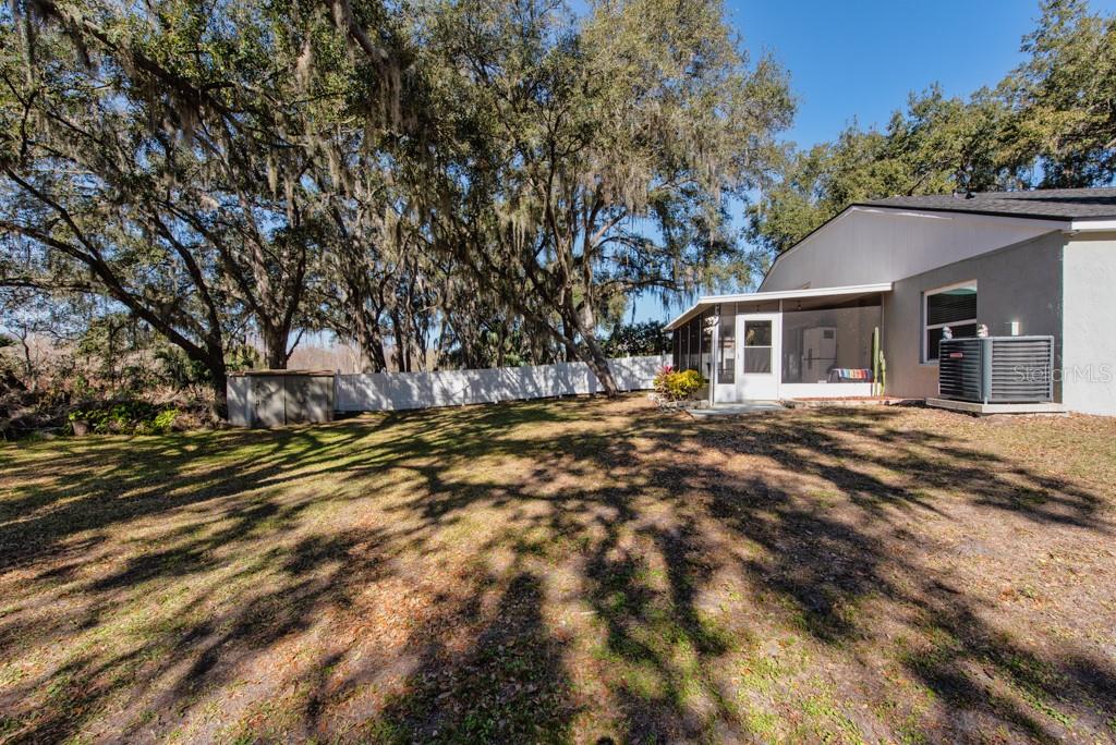 Image 28 of 46 For 1304 Gangplank Drive