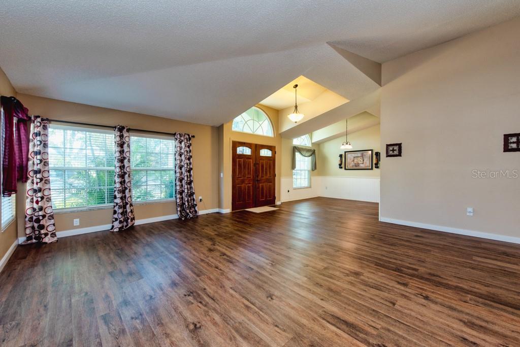 Image 4 of 46 For 1304 Gangplank Drive