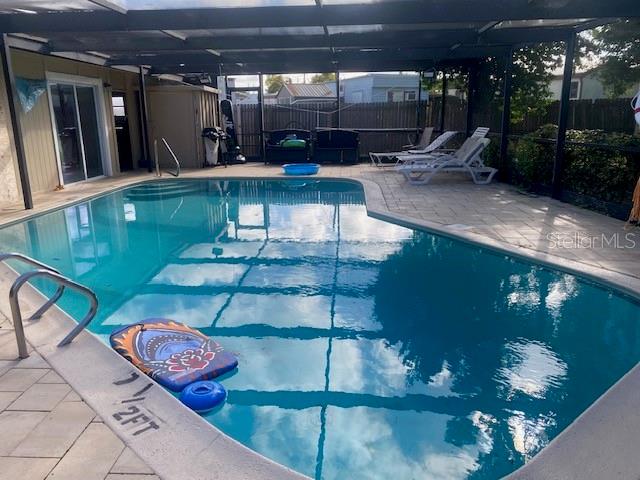 Listing photo id 8 for 2335 Evans Road