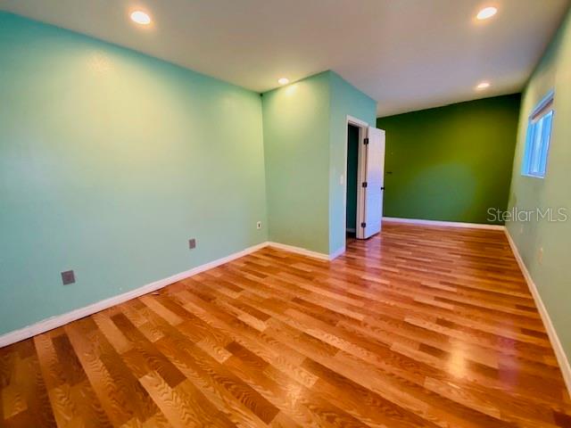 Listing photo id 13 for 2335 Evans Road