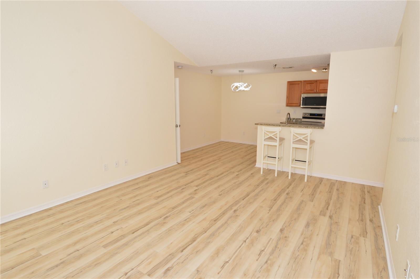 Image 16 of 100 For 10265 Gandy Boulevard N 1010