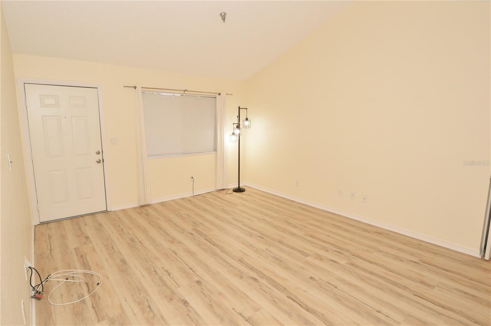 Image 23 of 100 For 10265 Gandy Boulevard N 1010