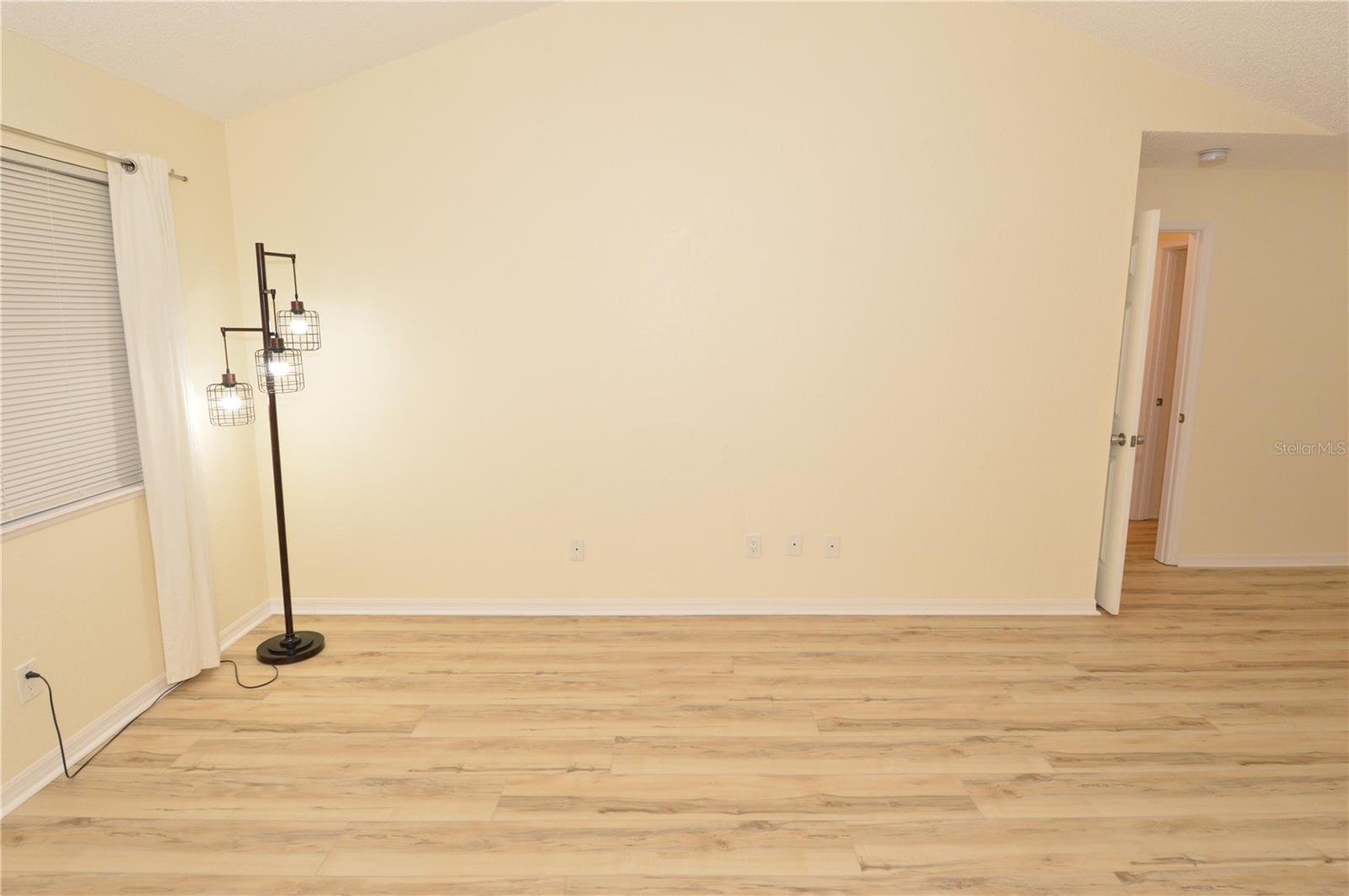 Image 24 of 100 For 10265 Gandy Boulevard N 1010