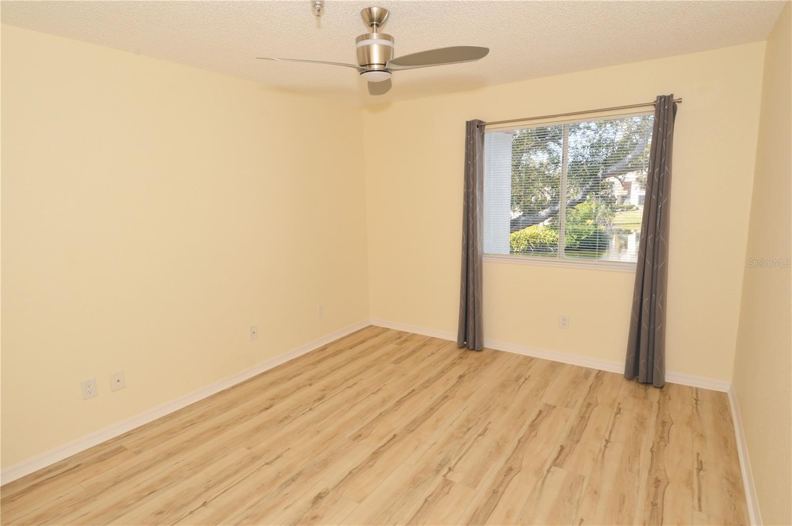 Image 25 of 100 For 10265 Gandy Boulevard N 1010