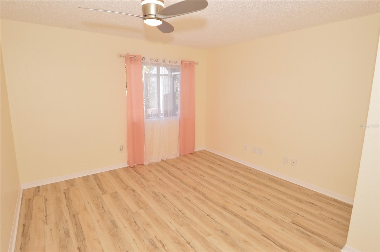 Image 43 of 100 For 10265 Gandy Boulevard N 1010