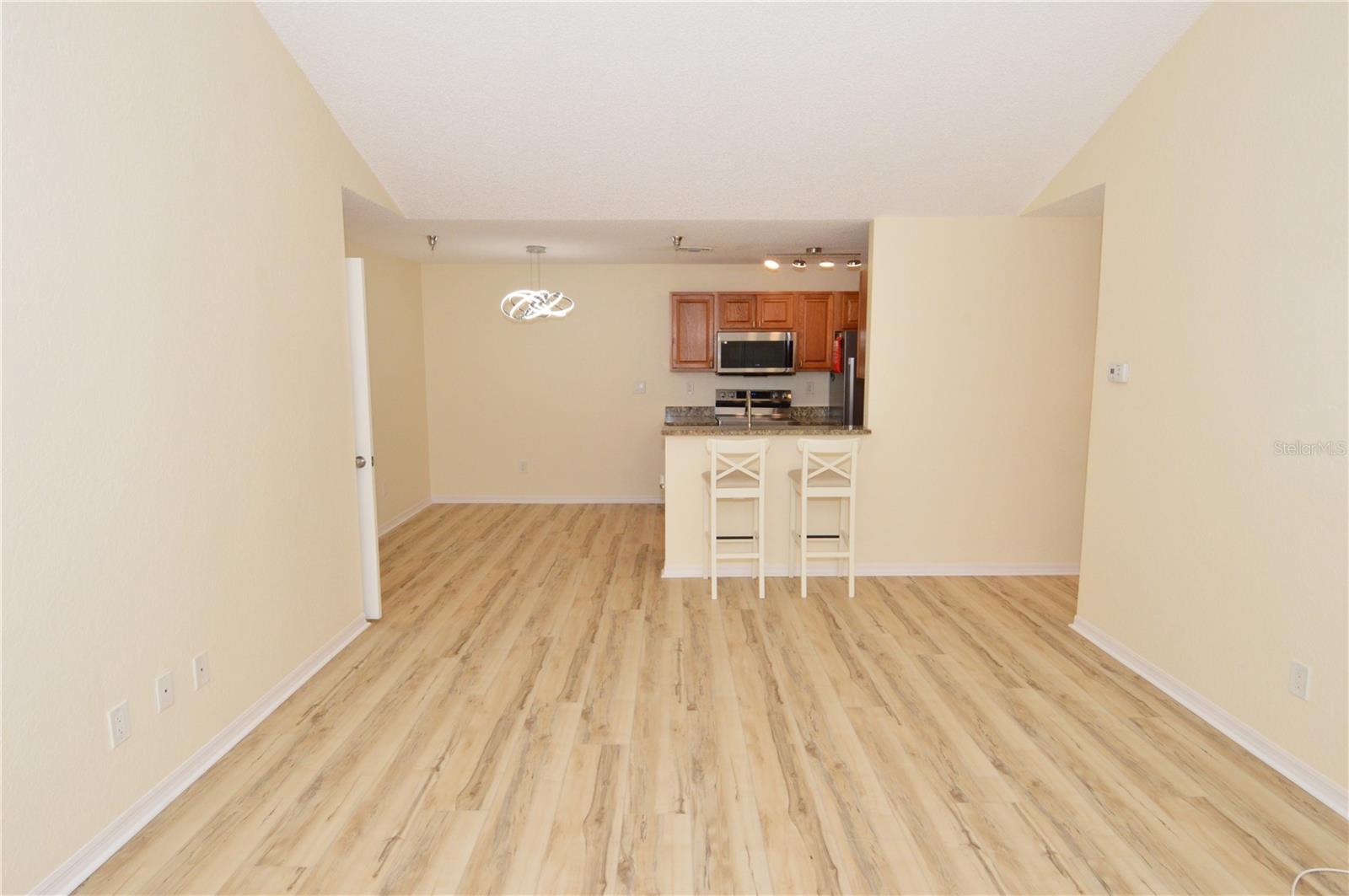 Image 5 of 100 For 10265 Gandy Boulevard N 1010