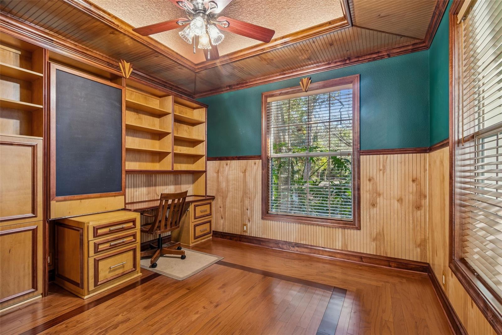 Image 28 of 95 For 1130 Anclote Rd