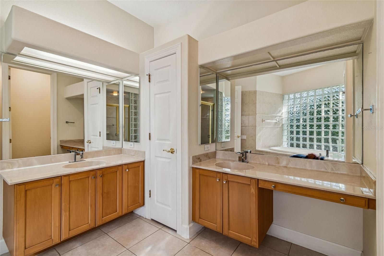 Image 41 of 95 For 1130 Anclote Rd