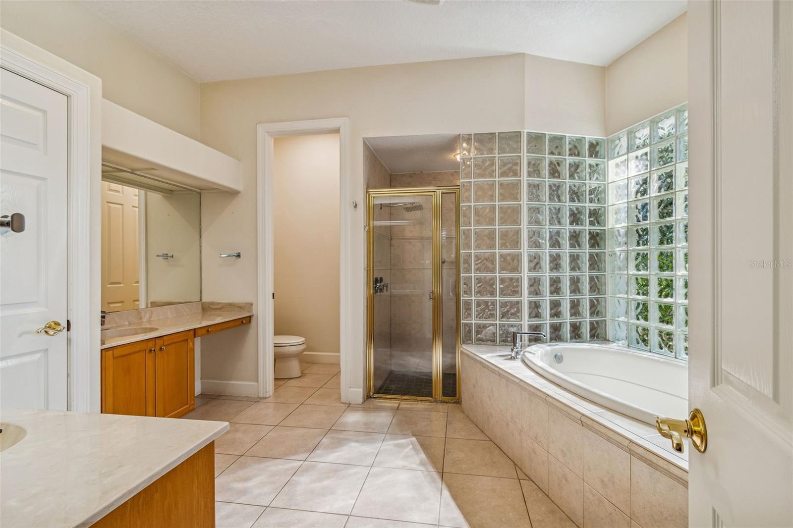 Image 43 of 95 For 1130 Anclote Rd