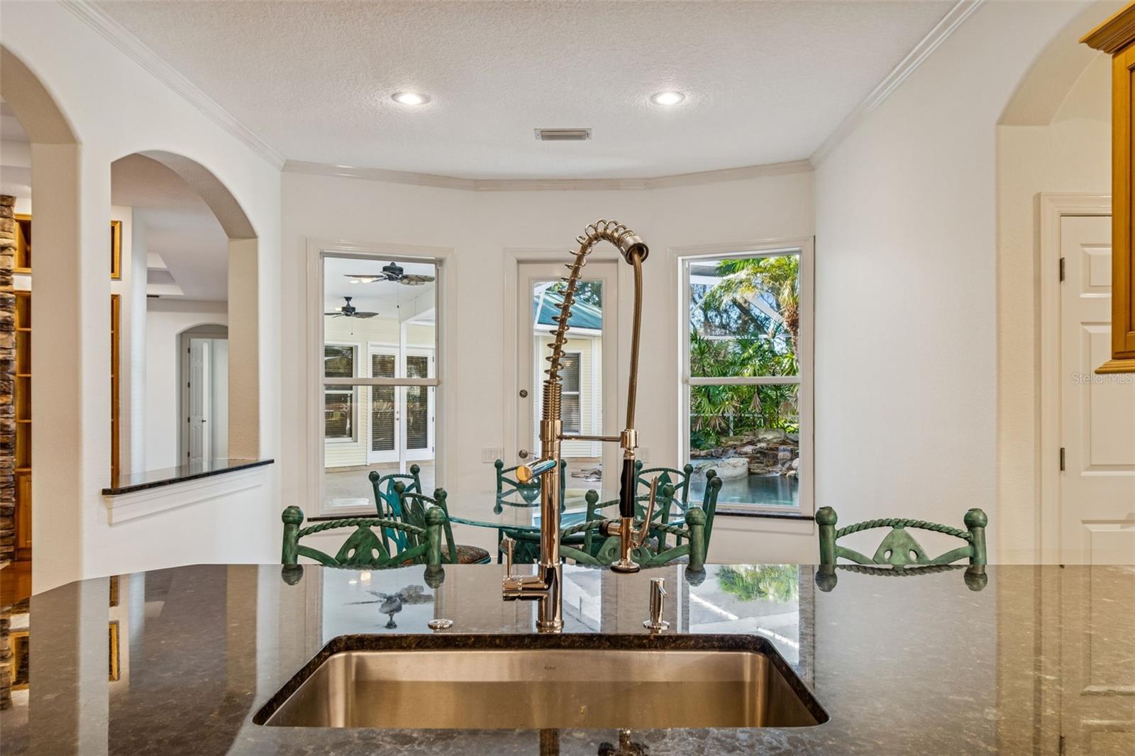 Image 52 of 95 For 1130 Anclote Rd