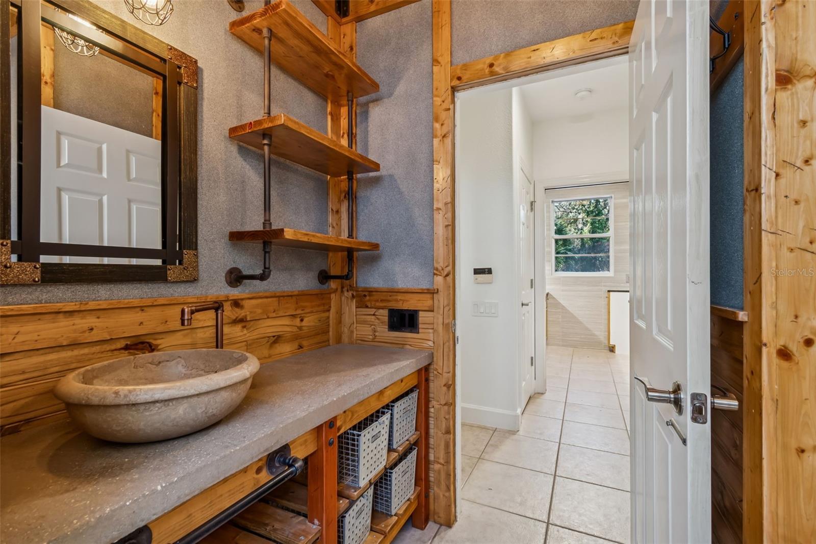 Image 57 of 95 For 1130 Anclote Rd