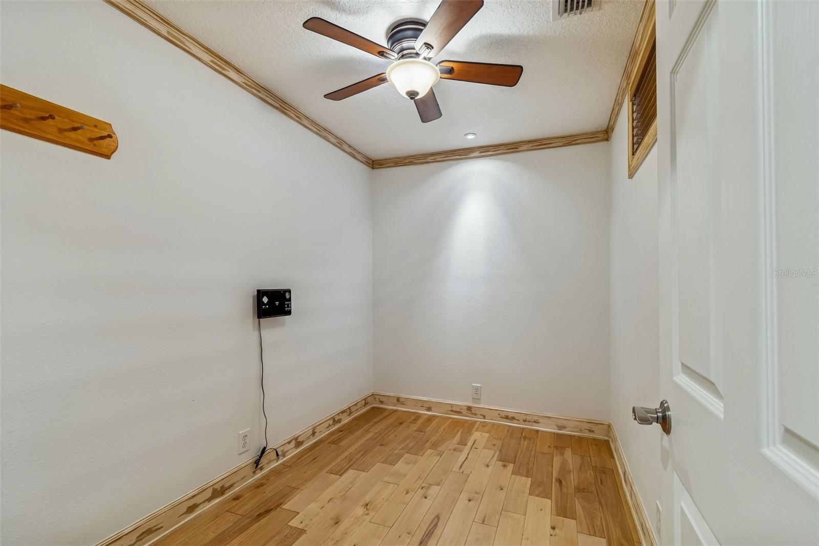 Image 64 of 95 For 1130 Anclote Rd