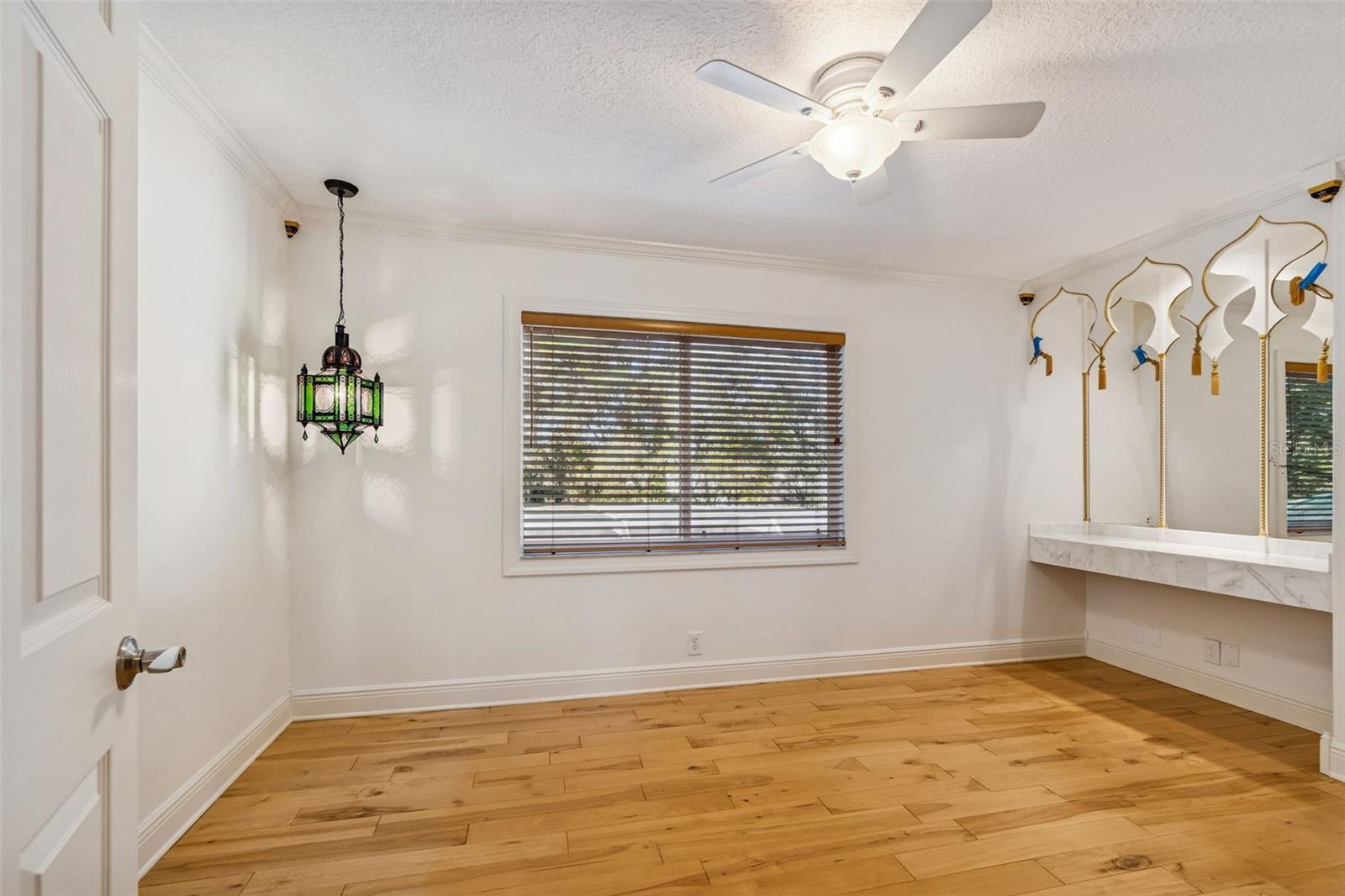 Image 69 of 95 For 1130 Anclote Rd