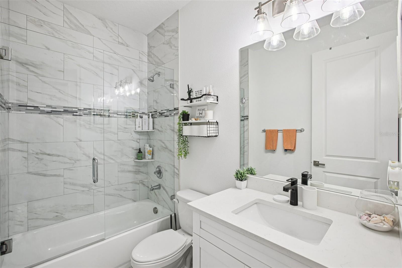 Listing photo id 17 for 801 Sligh Avenue 1-2