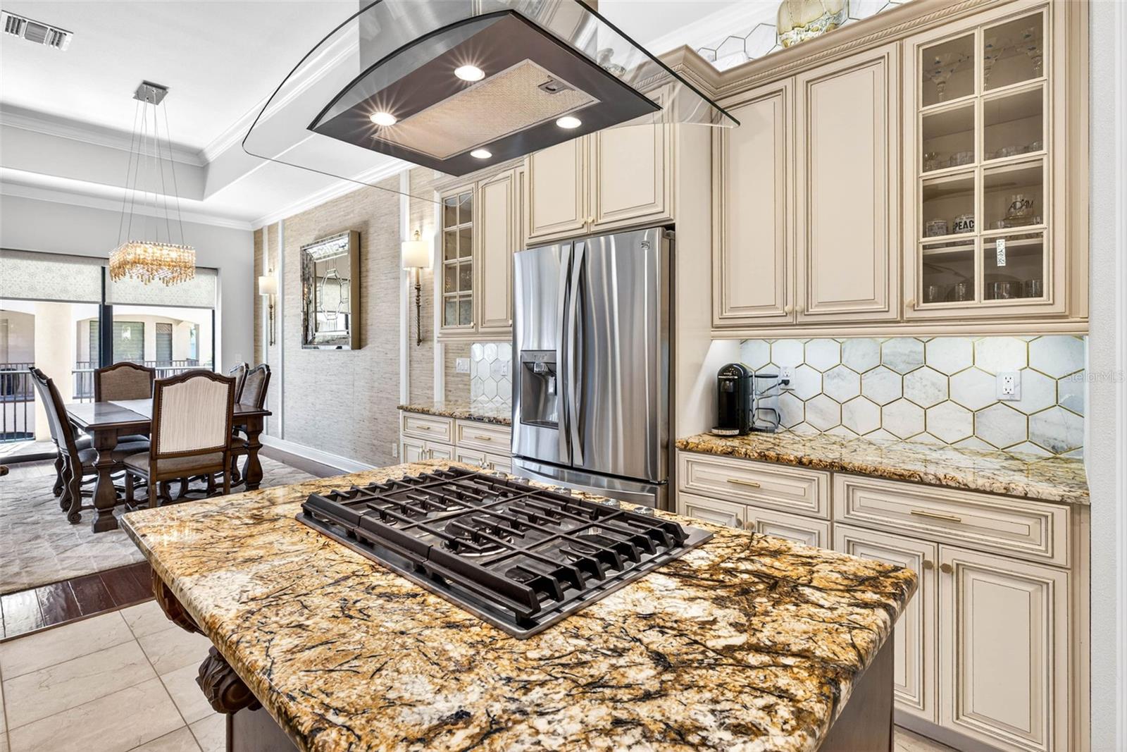 Image 10 of 85 For 105 Wimbledon Court