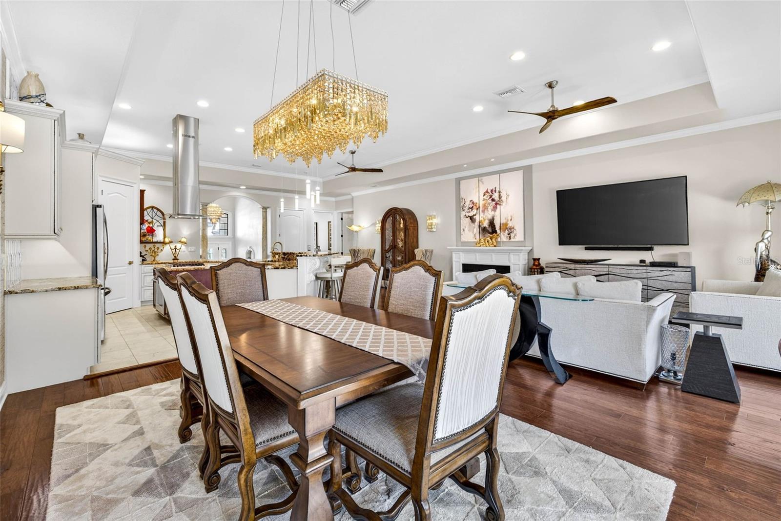 Image 14 of 85 For 105 Wimbledon Court