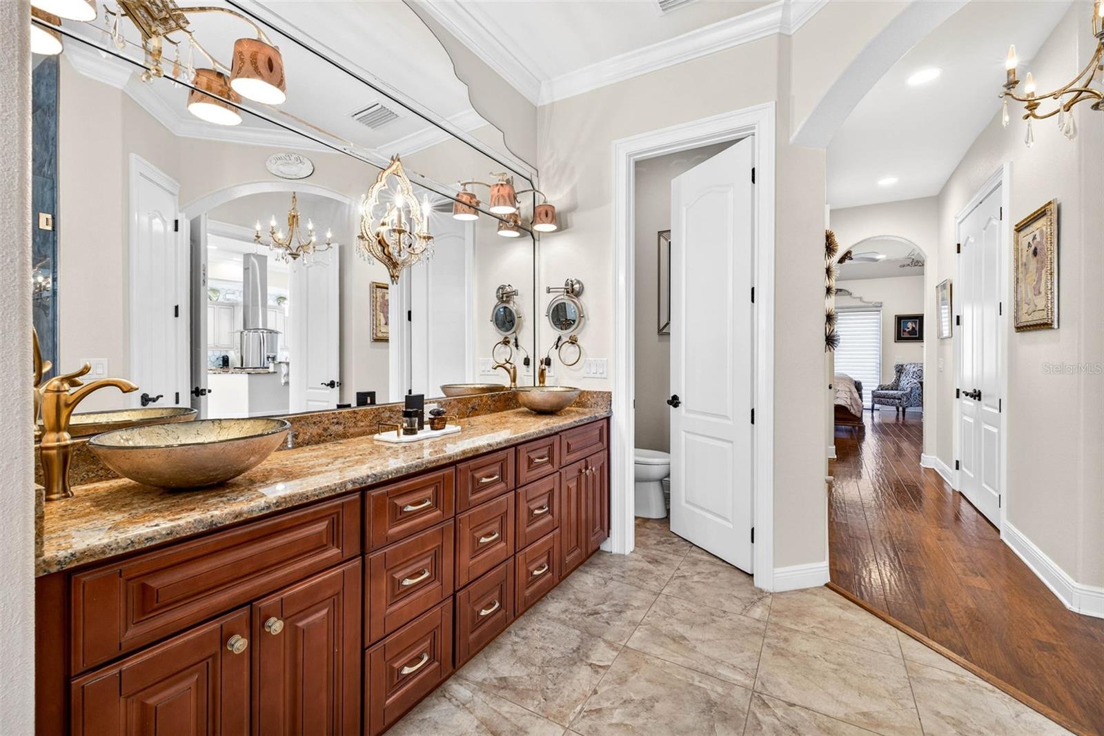 Image 31 of 85 For 105 Wimbledon Court