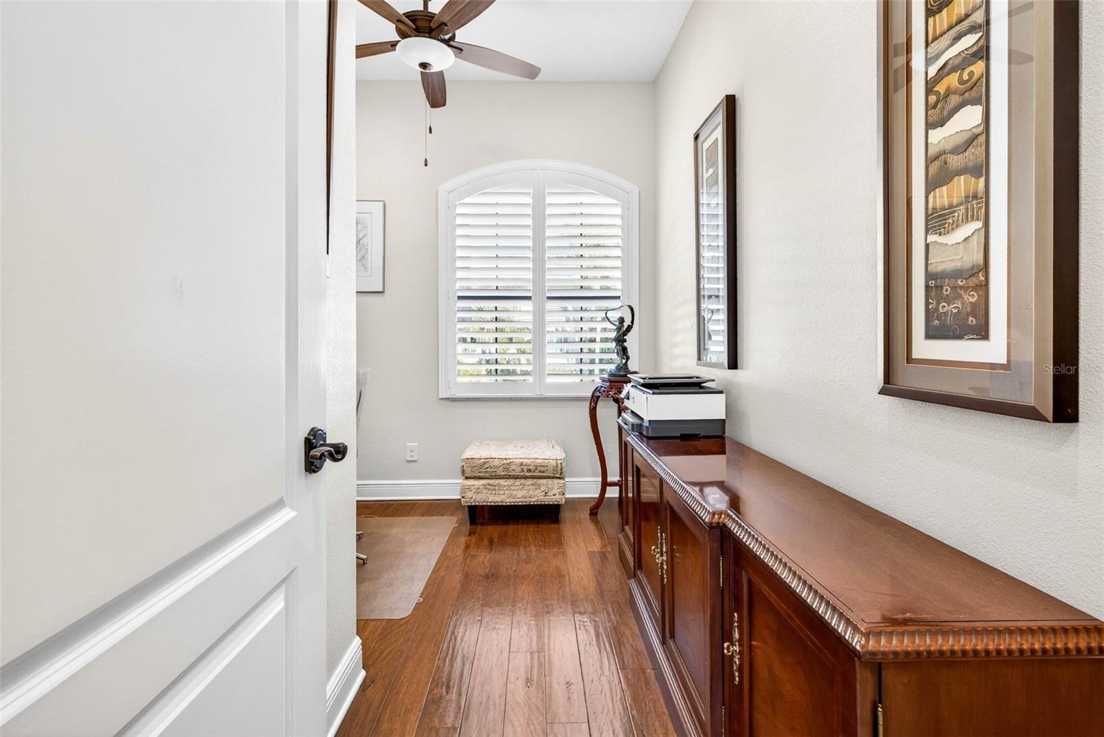 Image 33 of 85 For 105 Wimbledon Court