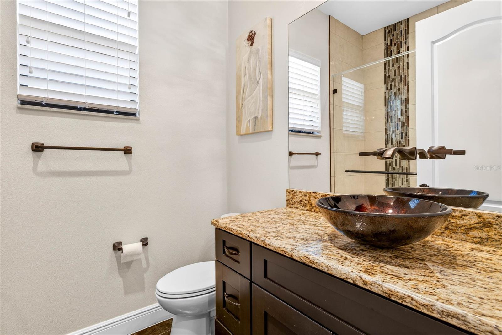 Image 38 of 85 For 105 Wimbledon Court