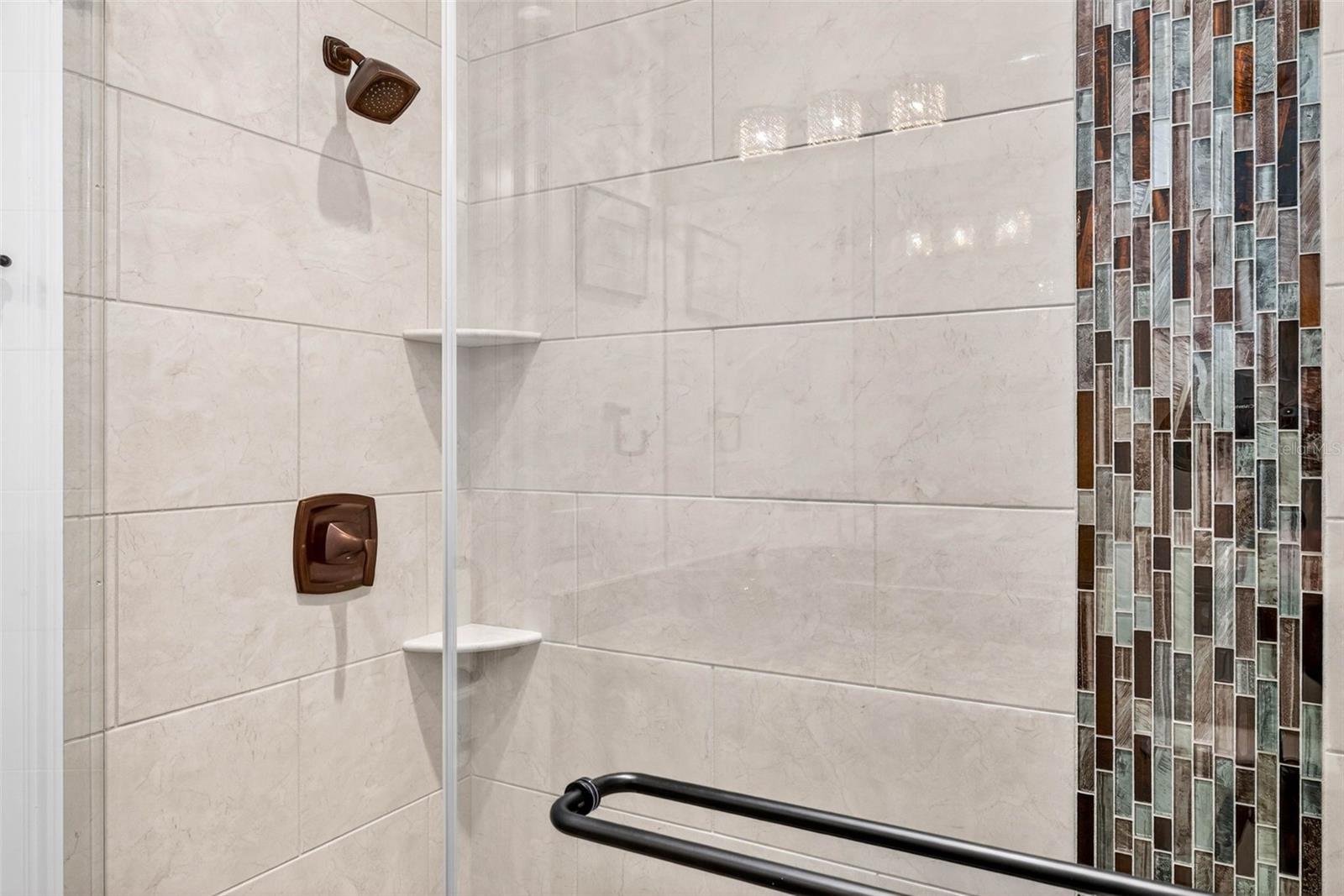 Image 39 of 85 For 105 Wimbledon Court