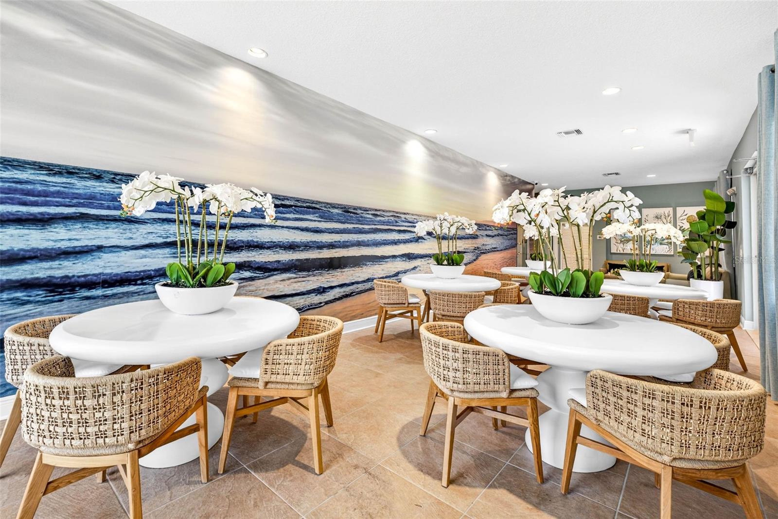 Image 76 of 85 For 105 Wimbledon Court