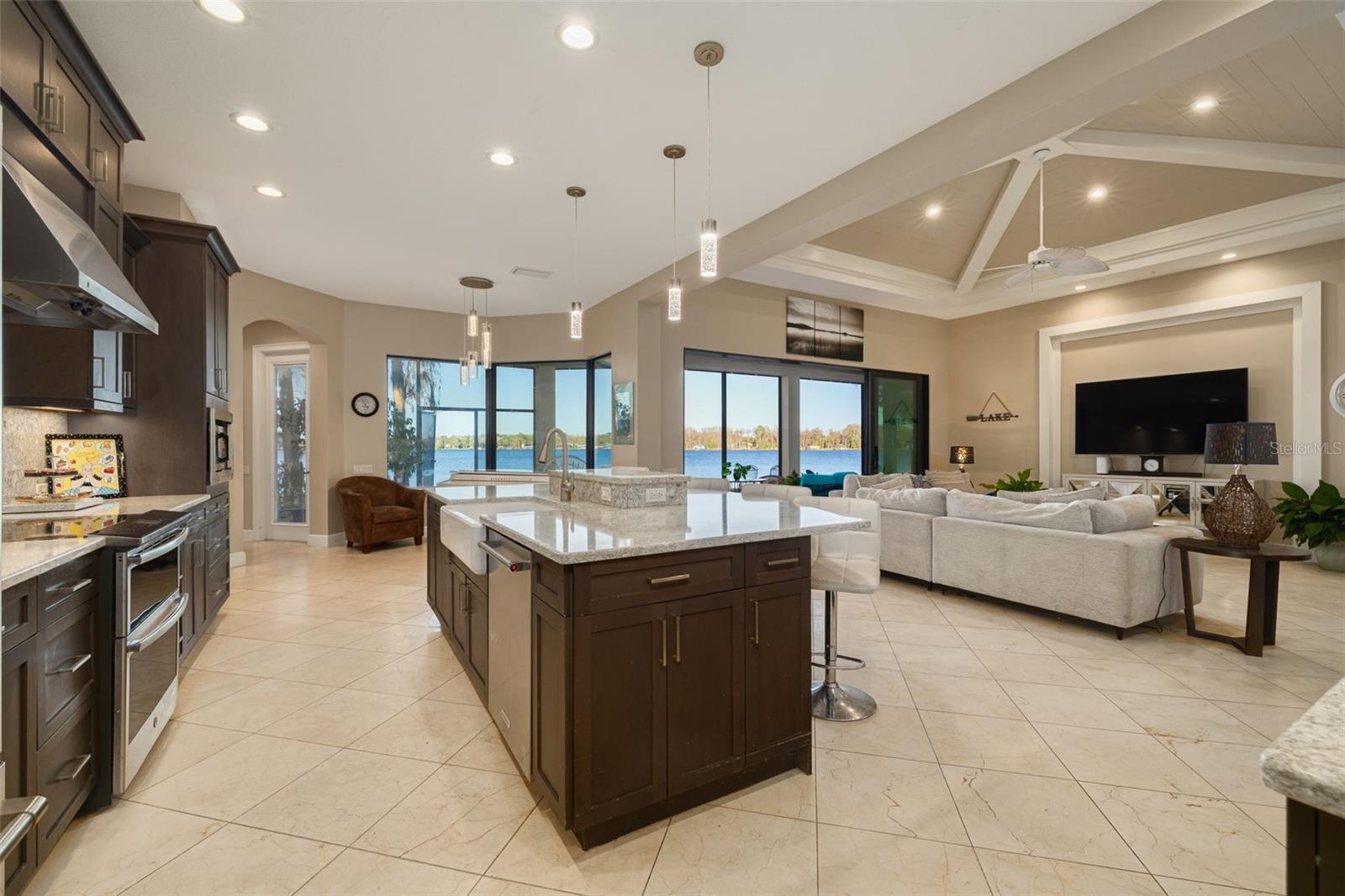 Image 10 of 46 For 9505 Aqua Lane