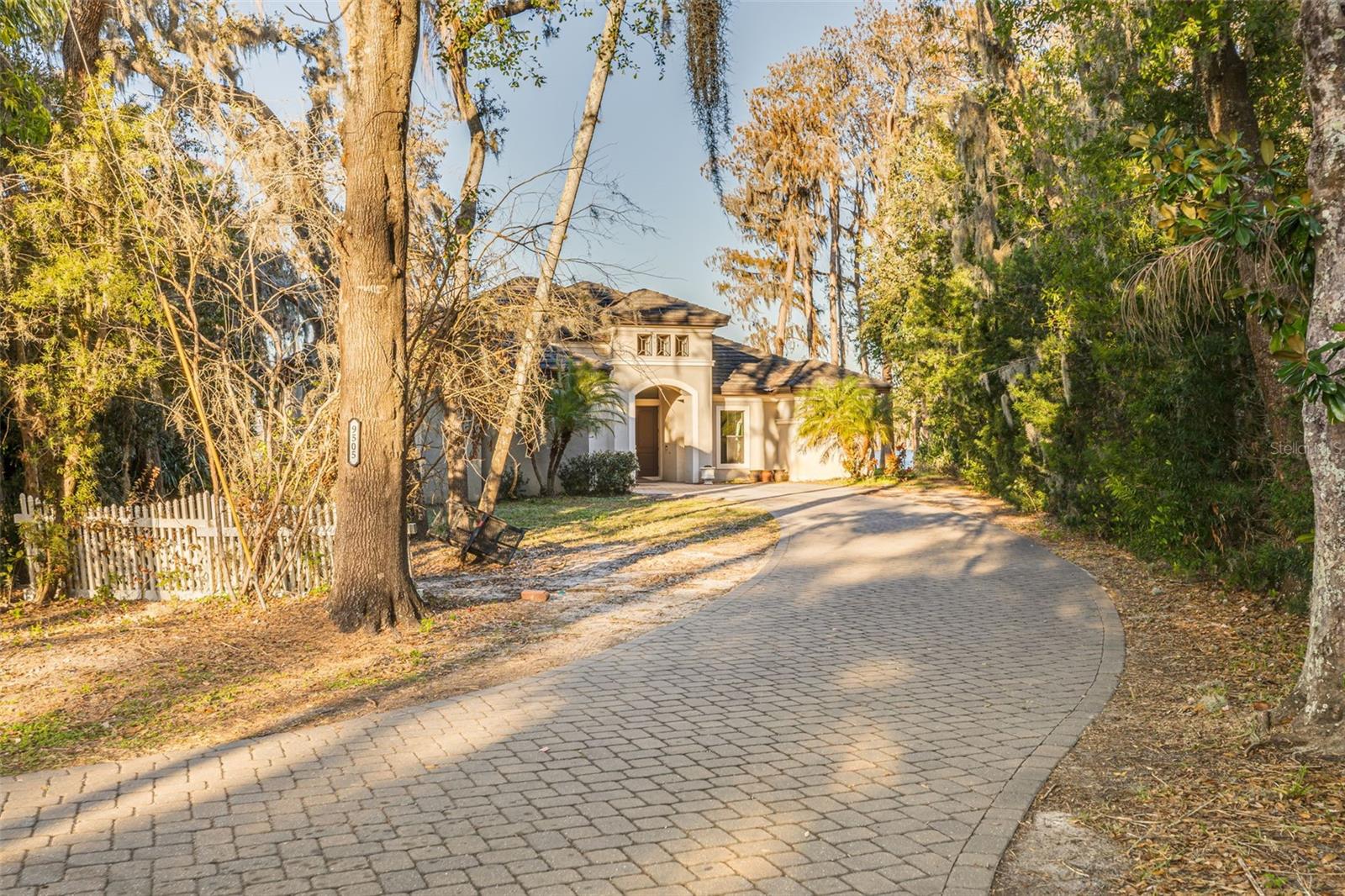 Image 2 of 46 For 9505 Aqua Lane