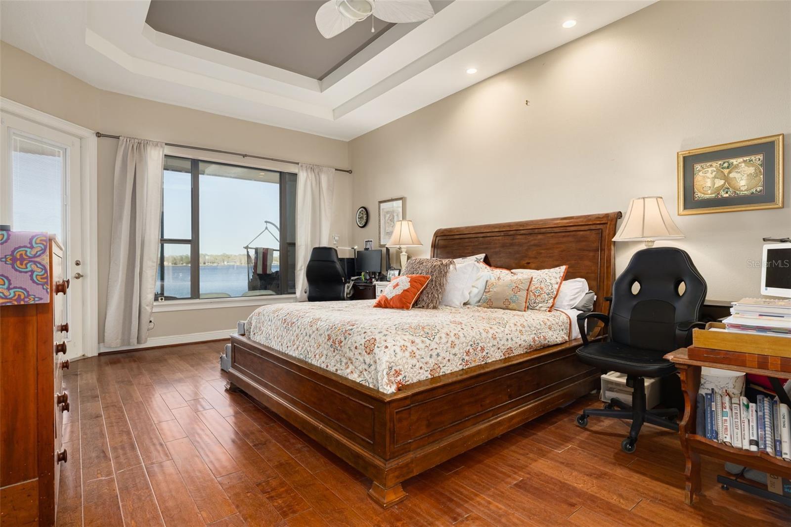 Image 21 of 46 For 9505 Aqua Lane