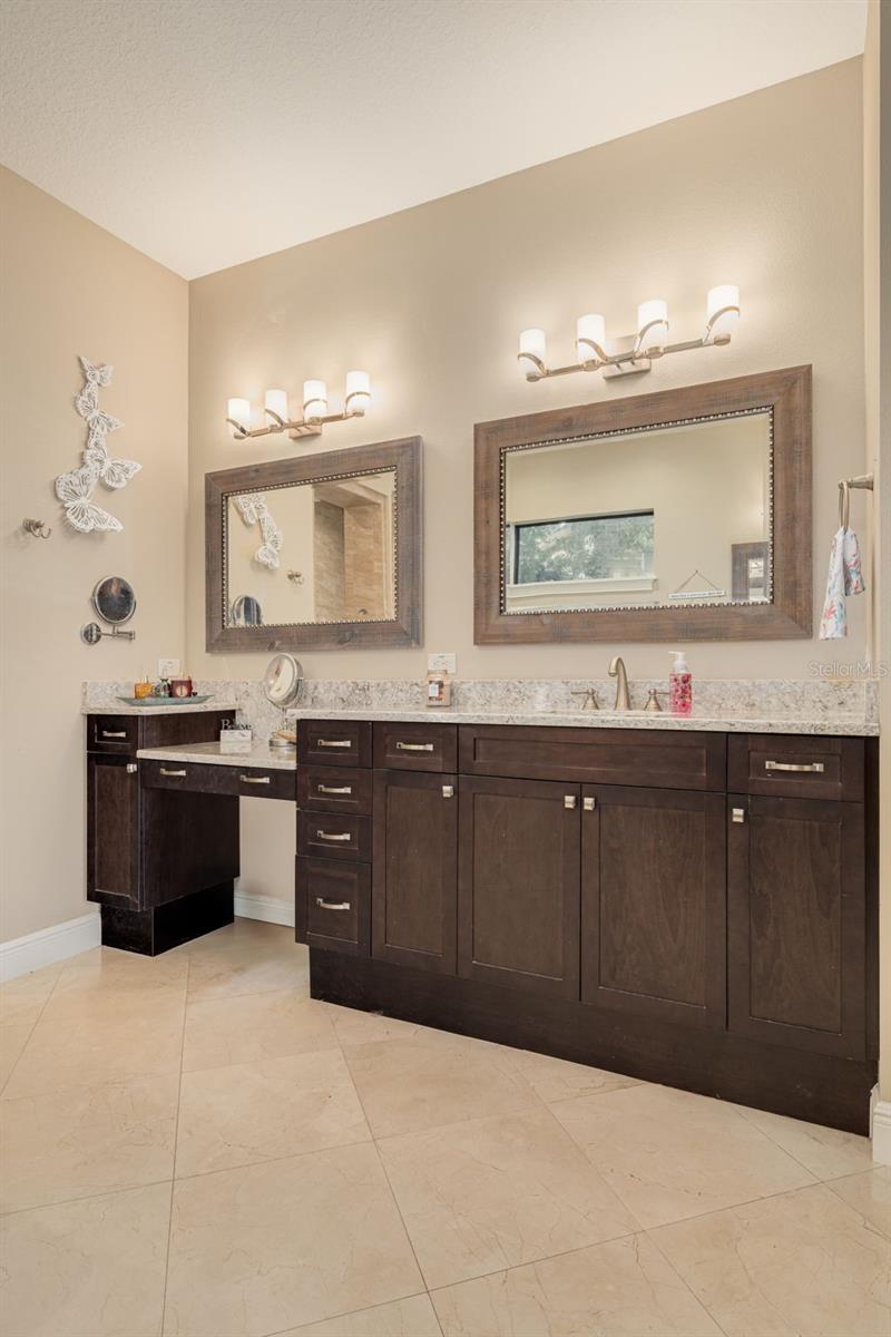 Image 27 of 46 For 9505 Aqua Lane