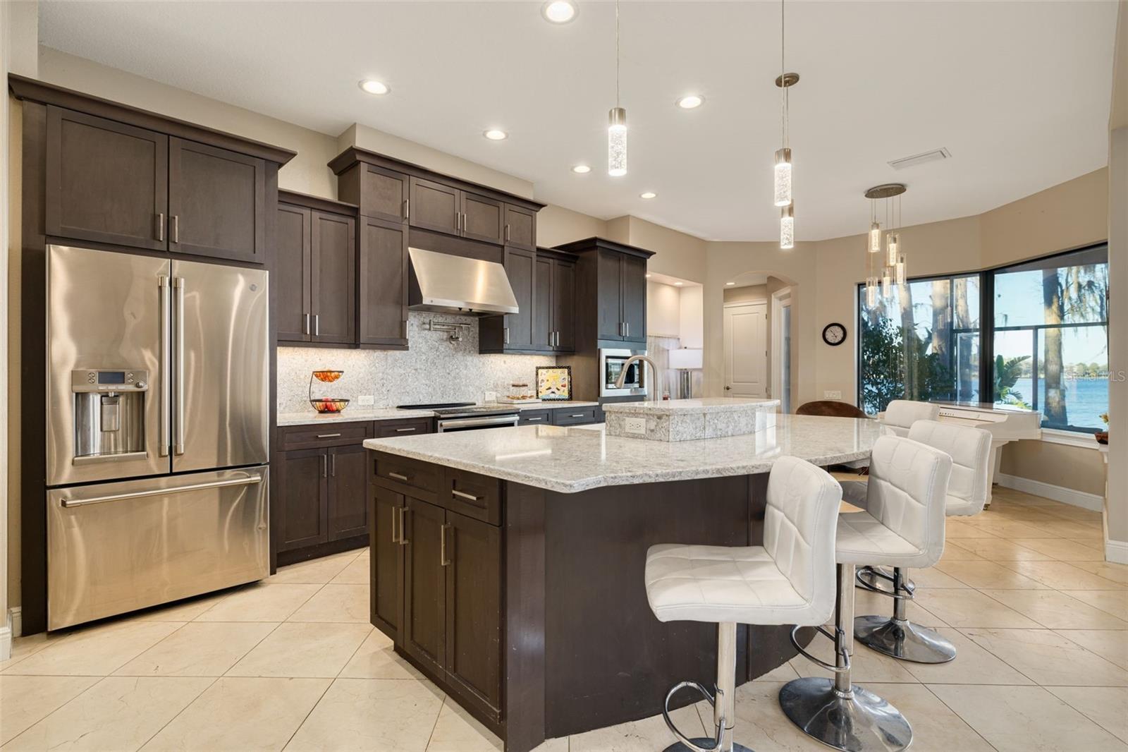 Image 9 of 46 For 9505 Aqua Lane