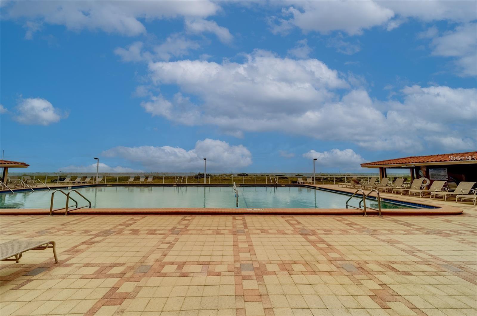 Image 15 of 26 For 880 Mandalay Avenue S705