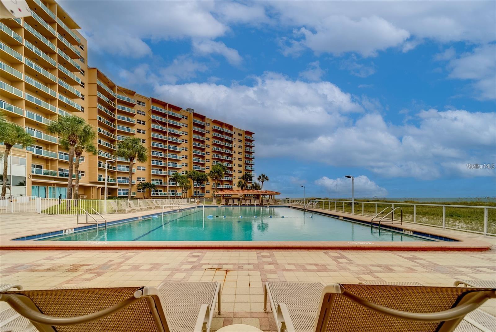 Image 17 of 26 For 880 Mandalay Avenue S705