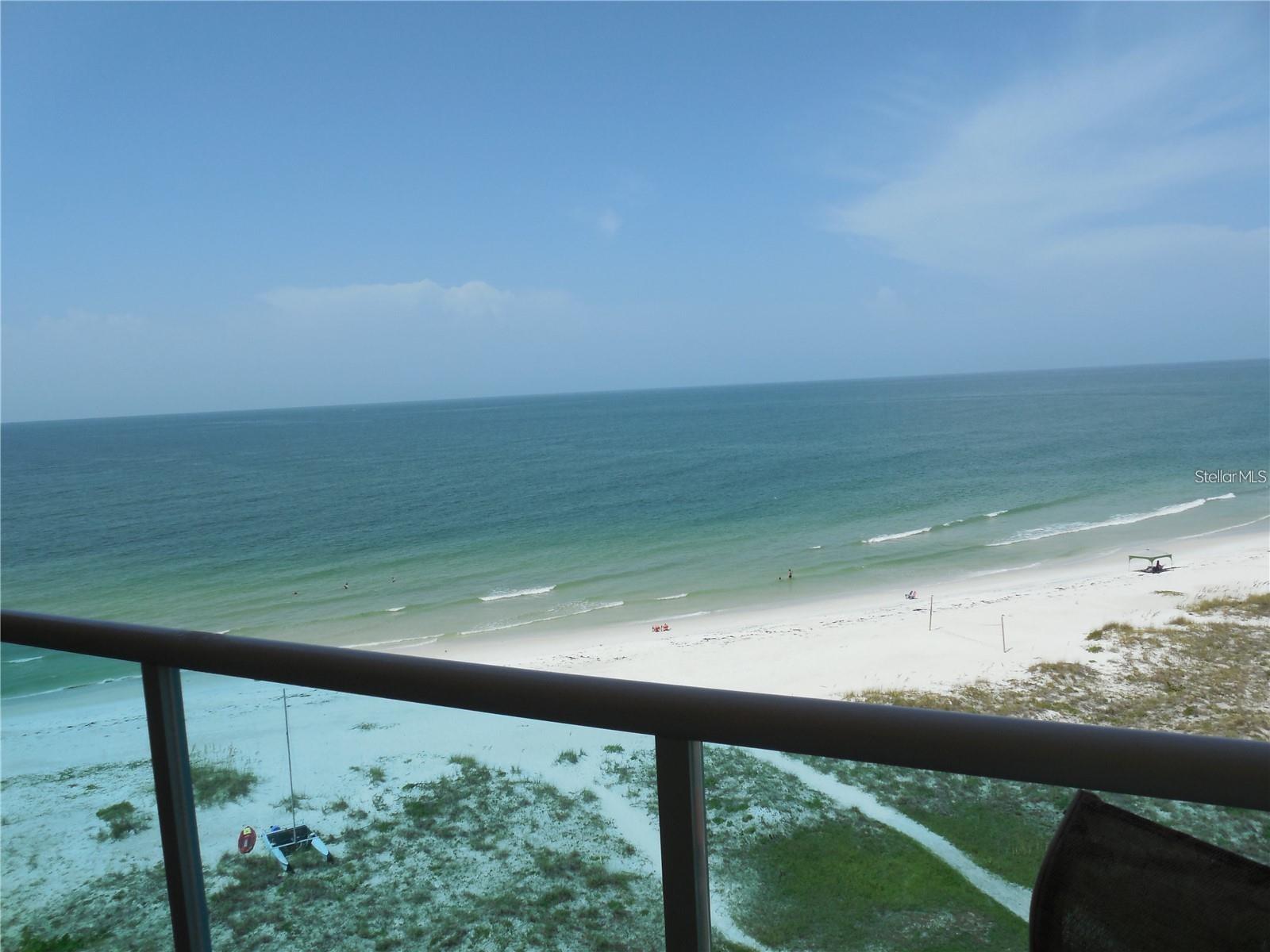 Image 6 of 26 For 880 Mandalay Avenue S705