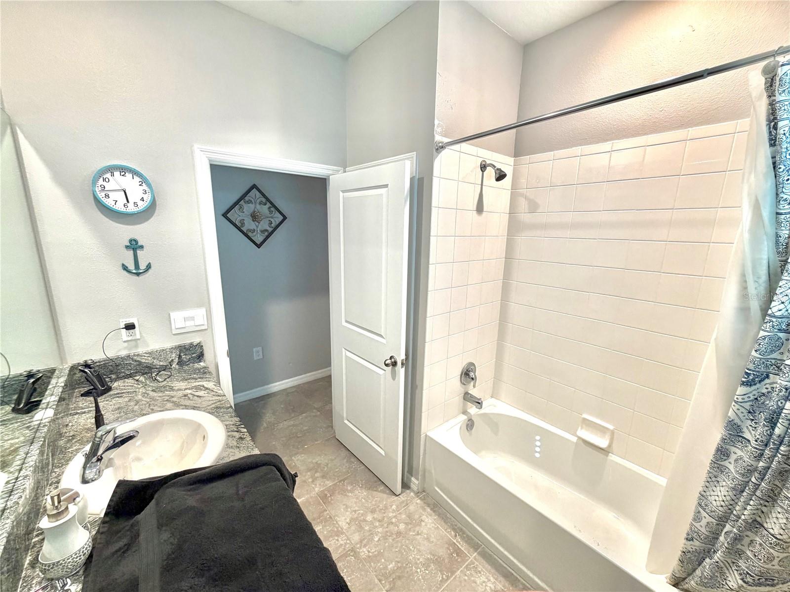 Listing photo id 17 for 31115 Mango Fade Way