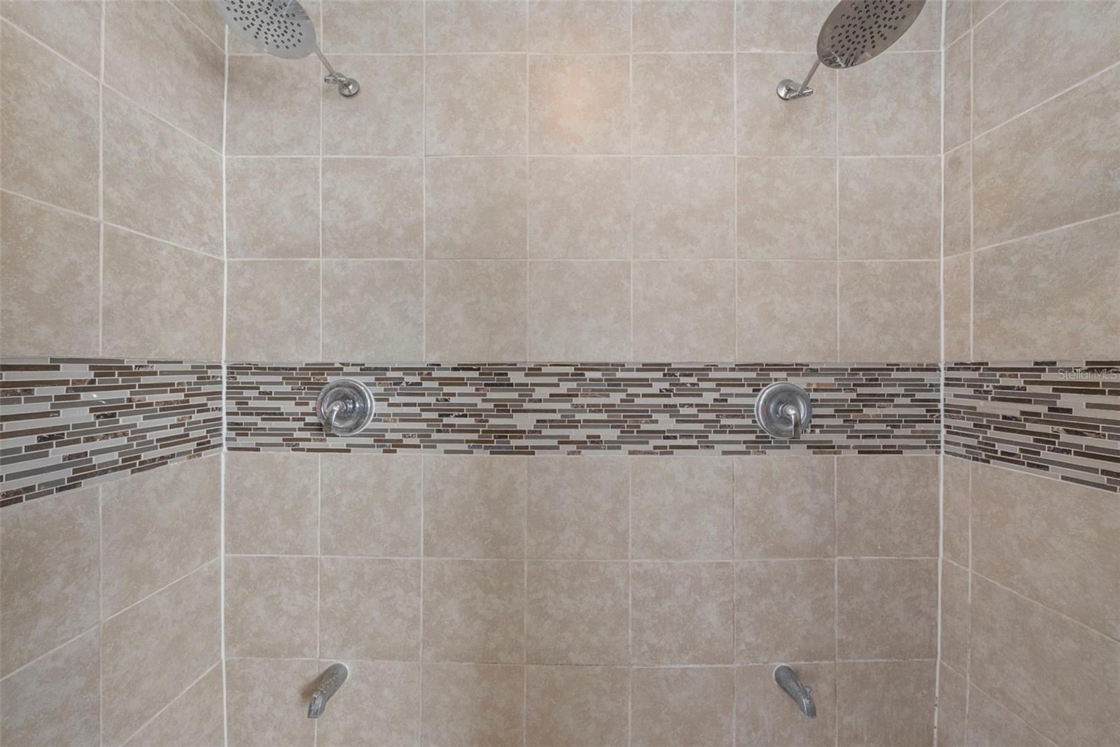 Image 18 of 36 For 204 44th Avenue